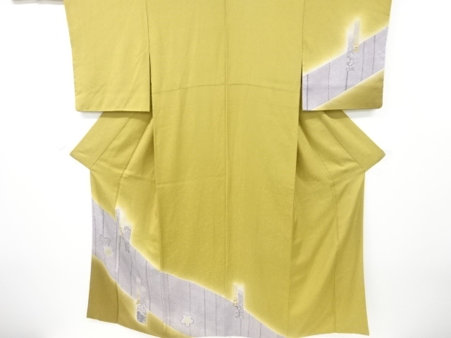 短冊に花模様刺繍訪問着